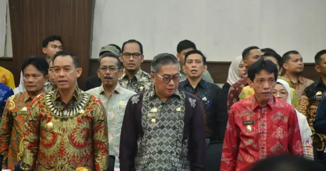 Jelang Ramadan, Wabup Sinjai Hadiri High Level Meeting TPID dan TP2DD Sulawesi Selatan