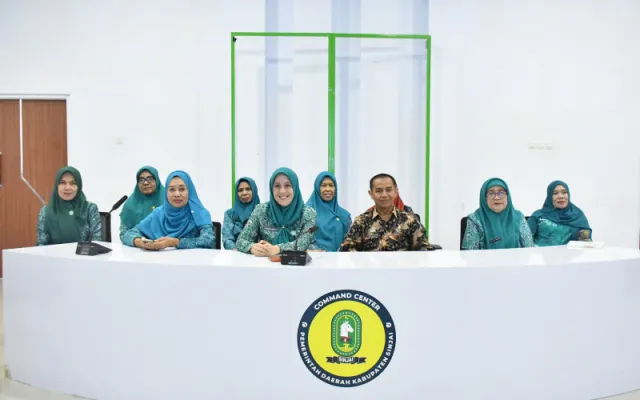 Perkuat Kolaborasi Pembangunan Keluarga, Ketua TP PKK Sinjai Ikuti Sosialisasi PRASARA & VISTARA Secara Virtual