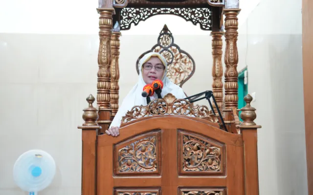 Safari Ramadan di Alenangka, Ratnawati Arif Pastikan Pengerjaan Ruas Topangka–Bola Dimulai Tahun Ini