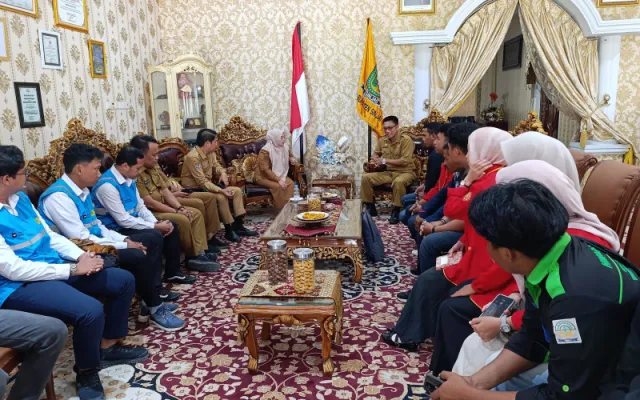 Bupati Ratnawati Tegaskan Listrik Kampung Boja Jadi Prioritas Utama Pemkab Sinjai