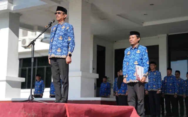 Pimpin Upacara HKN, Sekda Ajak Perkuat Inovasi dan Tuntaskan KLB Campak