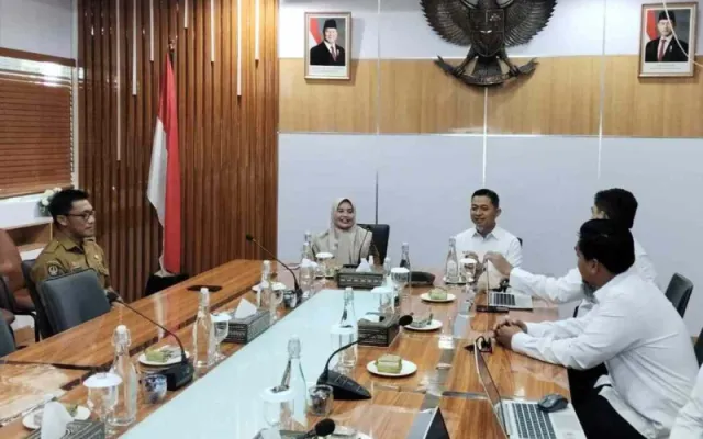 Perjuangkan Akses Listrik di Kampung Boja, Bupati Sinjai Audiensi dengan GM PLN UID Sulselrabar