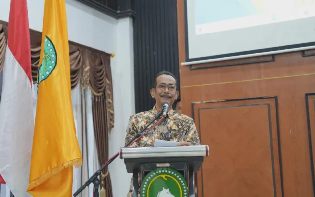 Buka Sosialisasi Perisai Desa, Sekda Dorong Pekerja Rentan Desa Punya Jaring Pengaman Sosial