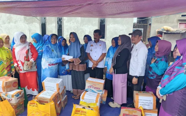 Pasca Kebakaran di Lappa, Organisasi Perempuan Sinjai Salurkan Bantuan