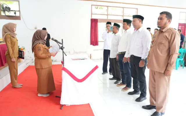 Perkuat Pemerintahan Desa, Bupati Sinjai Lantik Tiga Anggota BPD PAW dari Sinjai Timur dan Pulau Sembilan