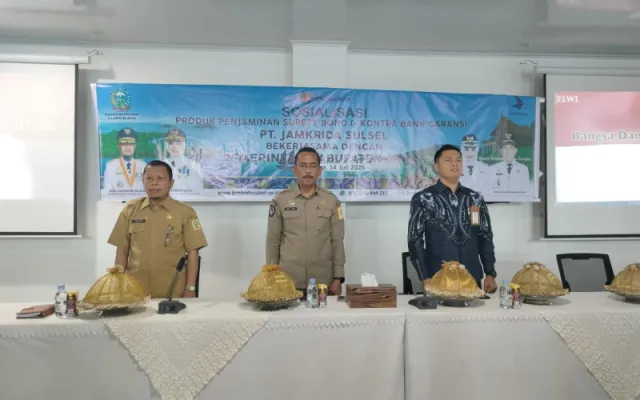Sekda Buka Sosialisasi Produk Jamkrida, Dorong Penguatan Fondasi Ekonomi Daerah