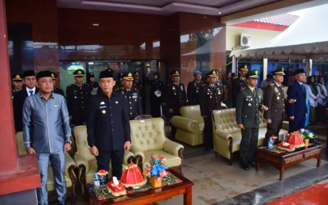Wabup Sinjai Hadiri Upacara Peringatan HUT Bhayangkara ke-80 di Mapolres Sinjai