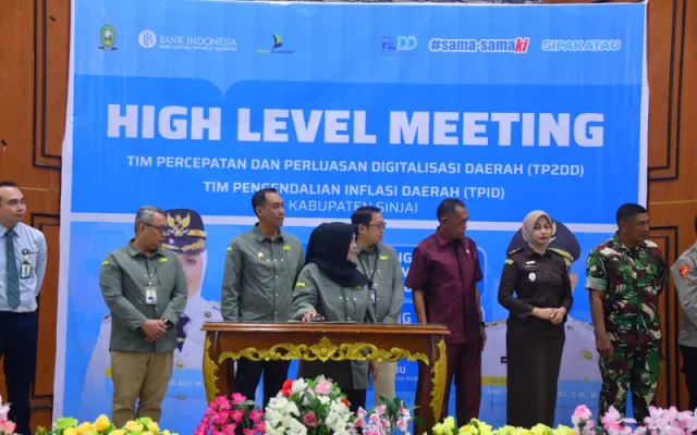 Bupati Sinjai Buka High Level Meeting TP2DD dan TPID Tingkat Kabupaten Sinjai