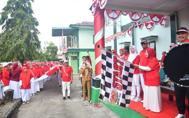 Pawai Merah Putih Semarakkan HUT ke-81 RI, Bupati Sinjai Ajak Jaga Persatuan