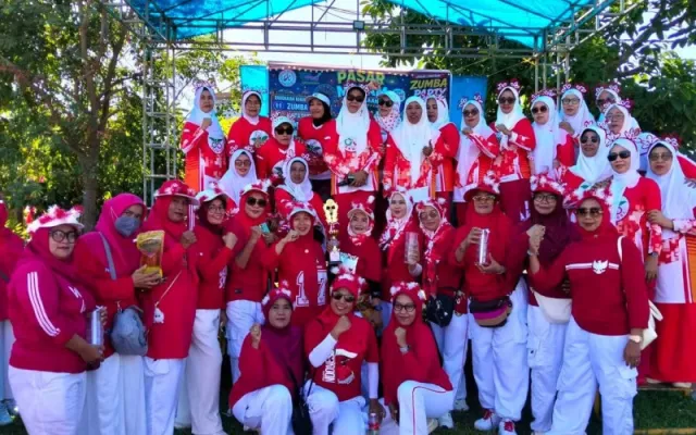 Semarakkan HUT ke-81 Kemerdekaan RI, Perwosi Sinjai Gelar Senam Sehat Bugar