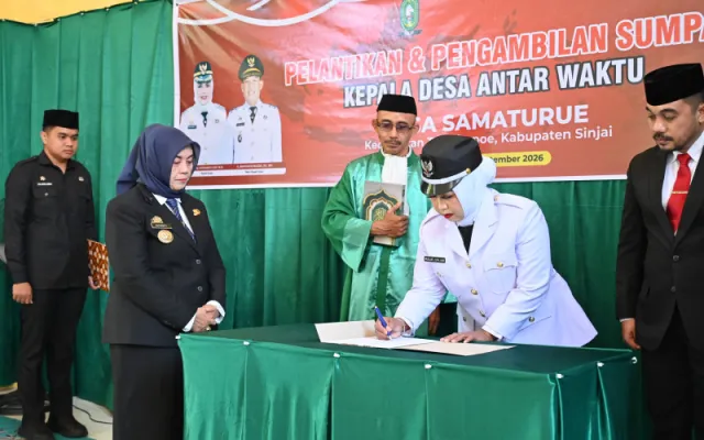 Bupati Ratnawati Lantik Kades Samaturue, Pesan Layani Warga Tanpa Membedakan