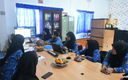 Perkuat Tata Kelola Data, Diskominfo Sinjai Gelar Coaching Clinic Metadata