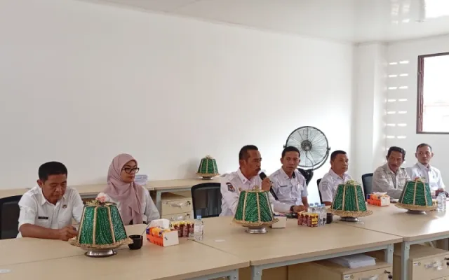 Sekda Sinjai Pimpin Rapat Evaluasi Hasil Verval Sekolah Rakyat