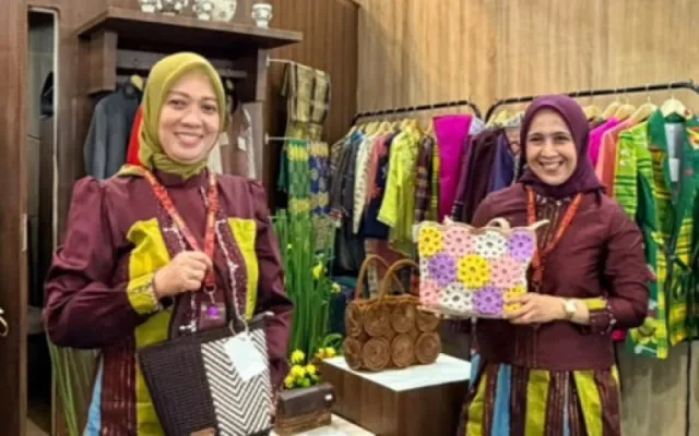 Ketua Dekranasda Sinjai Hadiri KriyaNusa 2026, Bawa Produk Kerajinan IKM Sinjai ke Jakarta