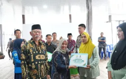 Sinergi Pemkab dan Baznas Hadirkan Bantuan bagi Masyarakat Pulau Sembilan