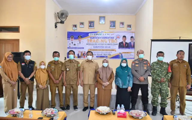 Bupati Ratnawati Pantau Cek Kesehatan Gratis dan Tracing TB, Program Menjangkau 64 Desa