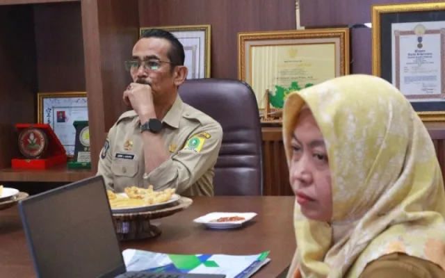 Sekda Sinjai Ikut Rapat Pengelolaan Data BUMD dengan Kemendagri RI via Daring
