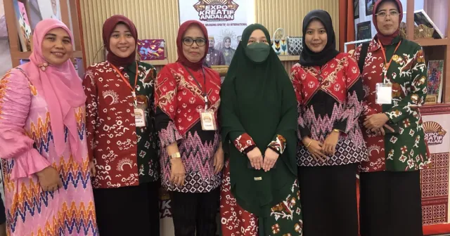 Ketua Dekranasda Sulsel Apresiasi Produk Kerajinan Sinjai di Expo Kreatif 2025