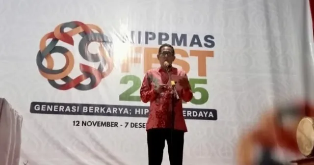 Dukung Kegiatan Pemuda, Kepala Kesbangpol Wakili Bupati Sinjai Buka HIPPMAS Fest 2025