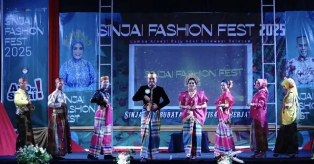 Sinjai Fashion Fest 2025 Meriahkan Peringatan HUT ke-26 DWP Sinjai