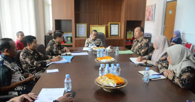  Bahas Rekomendasi Toko Ritel Modern, Sekda Pertegas Jaga Keseimbangan Pasar Tradisional