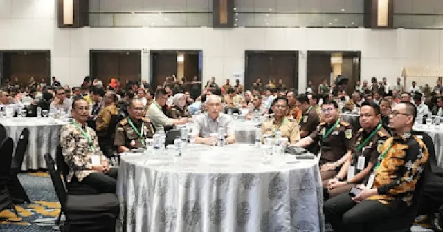 Sinergi Kawal Dana Desa, Sekda Sinjai Hadiri Sosialisasi Program "Jaga Desa" di Makassar