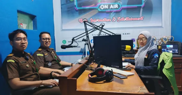 Kejari Sinjai Sosialisasi Program Jaga Desa Lewat Talkshow 'Jaksa Menjawab'