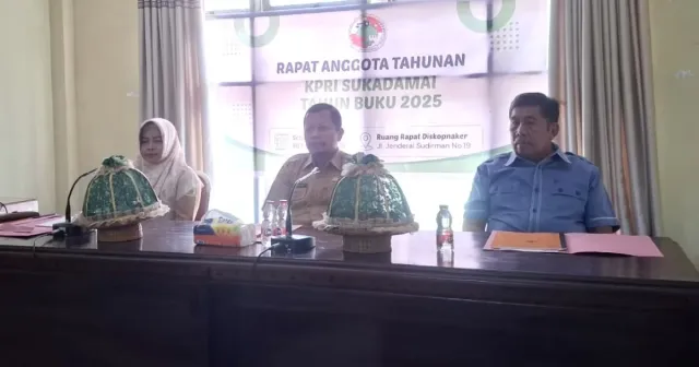 Buka RAT KPRI Sukadamai, Kadiskopnaker Sinjai Mandat Jadi Percontohan Koperasi di Daerah