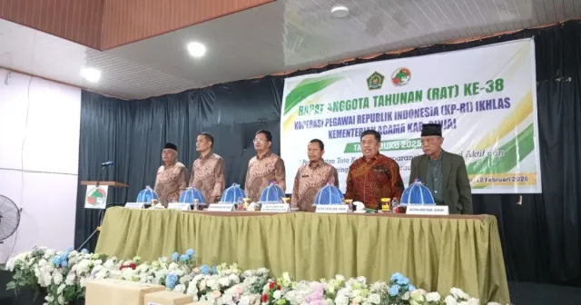 Hadiri RAT KPRI Ikhlas, Kadiskopnaker Sinjai Tegaskan Dukungan untuk Ekonomi Kerakyatan