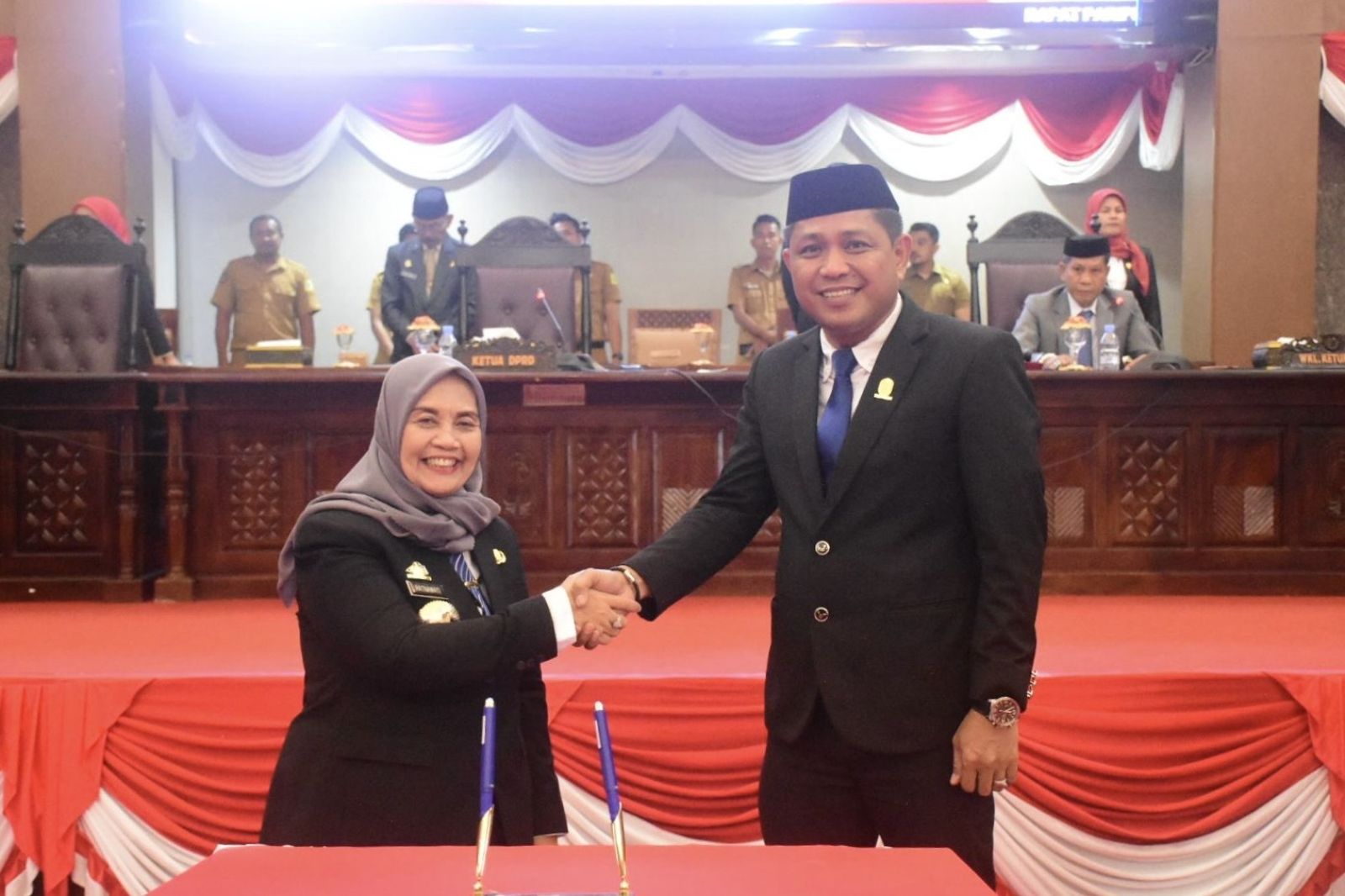 Realisasi Anggaran Capai 97,92 Persen, Bupati Sinjai Serahkan LKPJ 2025 ke DPRD