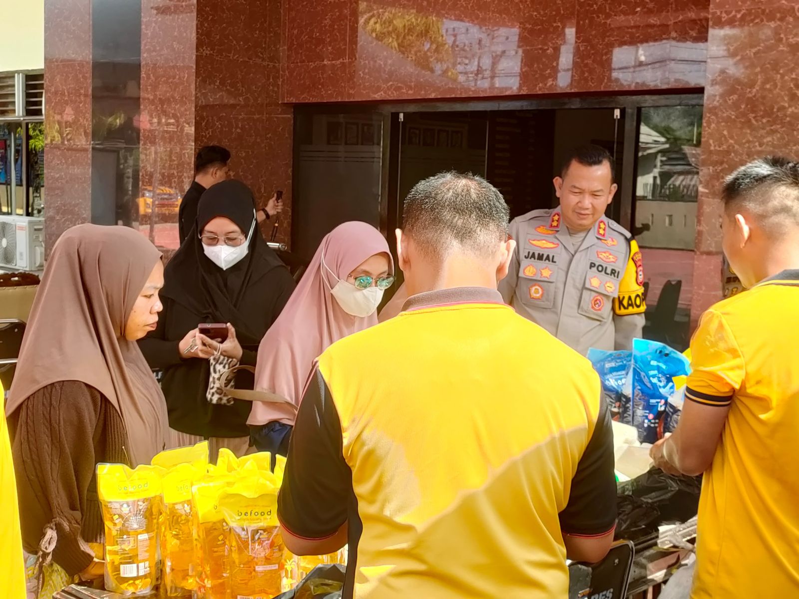 Jelang Idulfitri, Polres Sinjai Hadirkan Gerakan Pangan Murah untuk Masyarakat