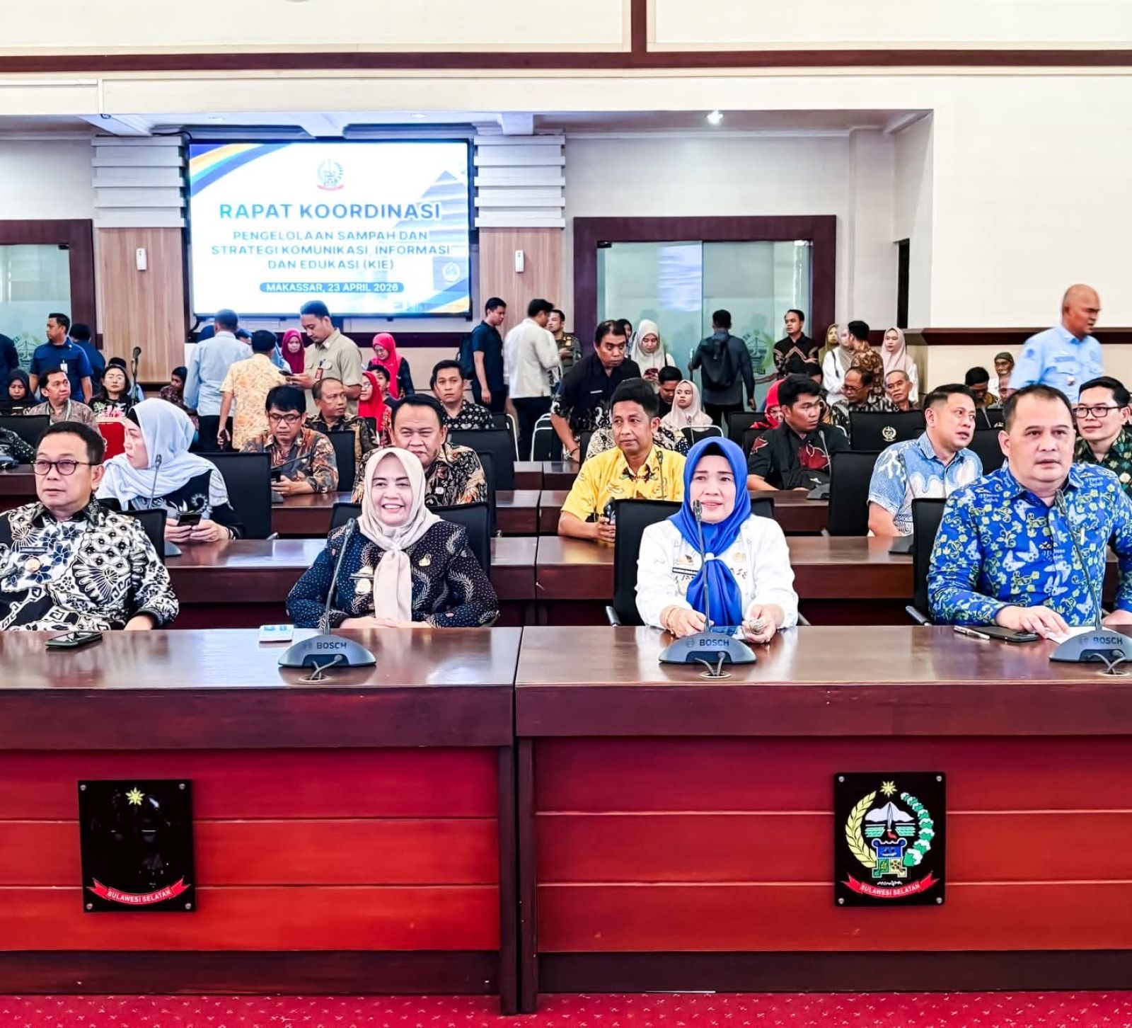 Bupati Sinjai Hadiri Rakor Pengelolaan Sampah dan Strategi KIE di Makassar