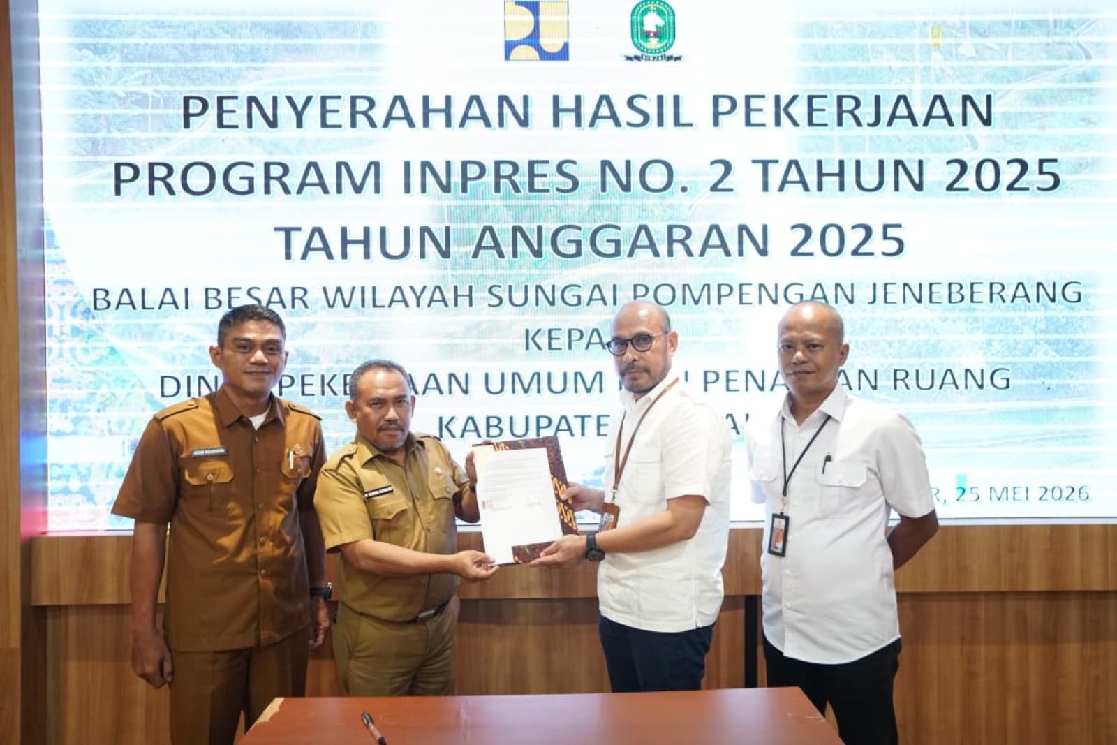 Kadis PUPR Sinjai Terima Hasil 39 Paket Pekerjaan Irigasi dari BBWS