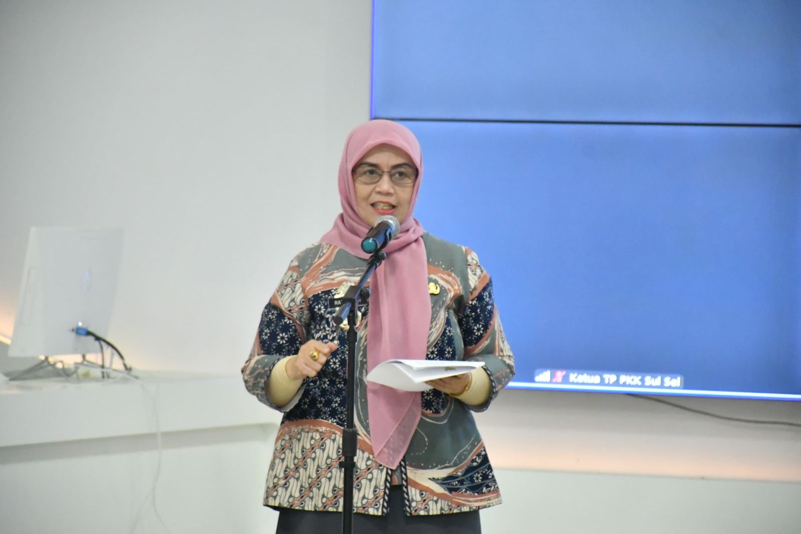 Bupati Sinjai Buka Sosialisasi KISAK, Dorong Masyarakat Tertib Administrasi Kependudukan
