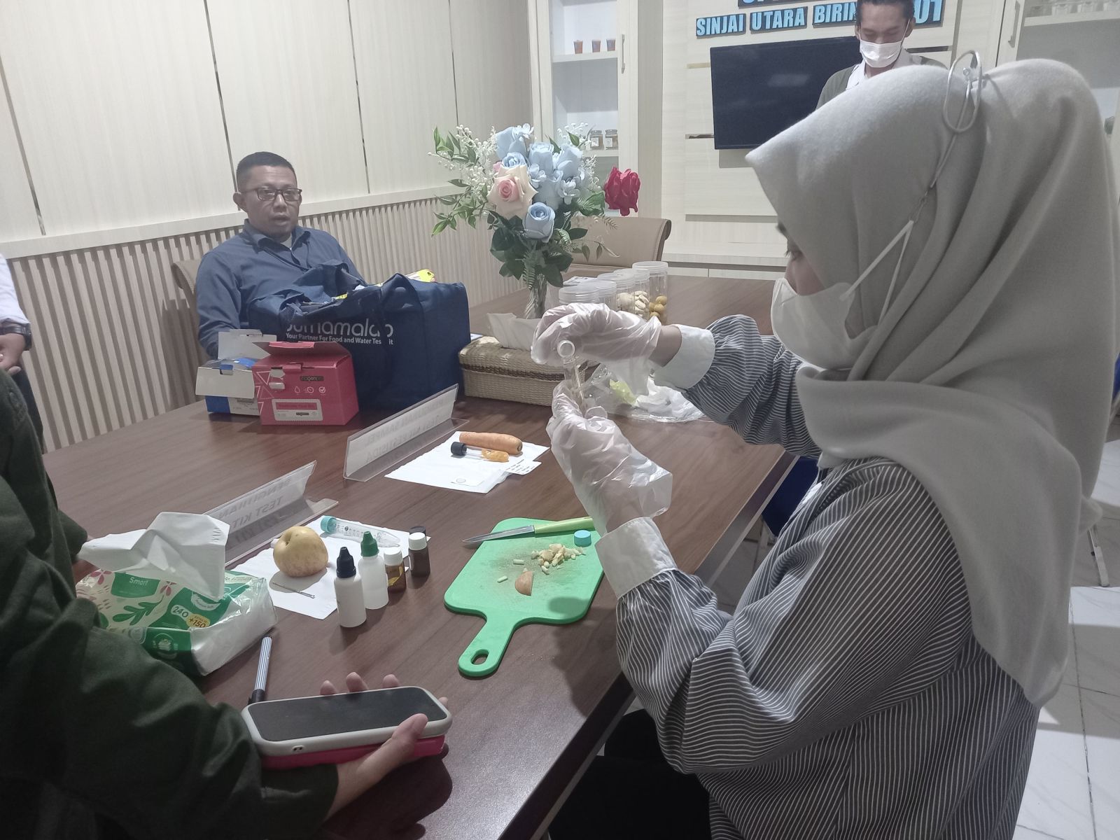 Perkuat Keamanan Pangan, Disketapang Sinjai dan OKKPD Sulsel Uji Sampel Bahan Baku MBG