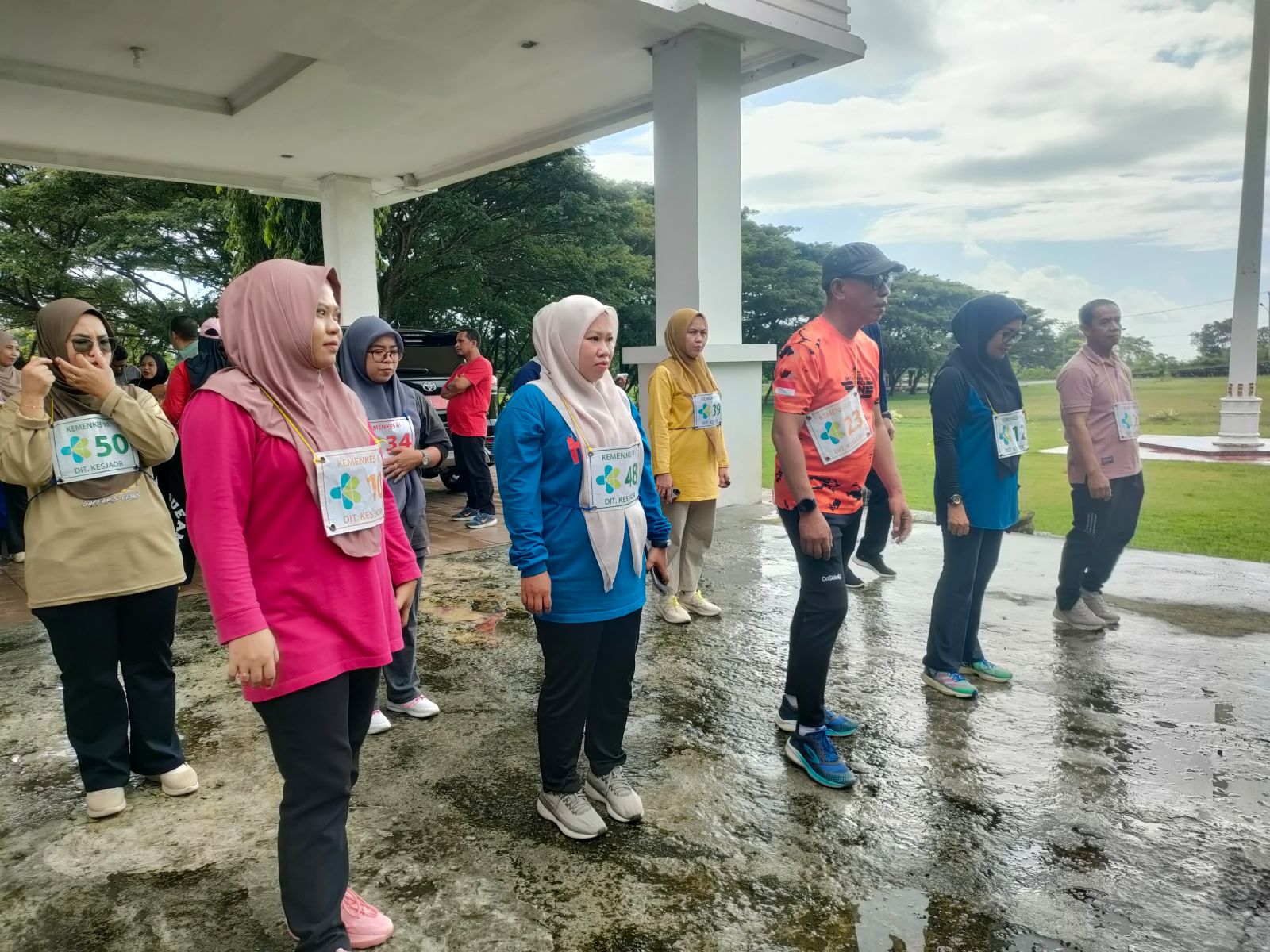 Pacu Produktivitas Kerja, ASN Setdakab Sinjai Jalani Tes Kebugaran, Dipantau Langsung oleh Sekda