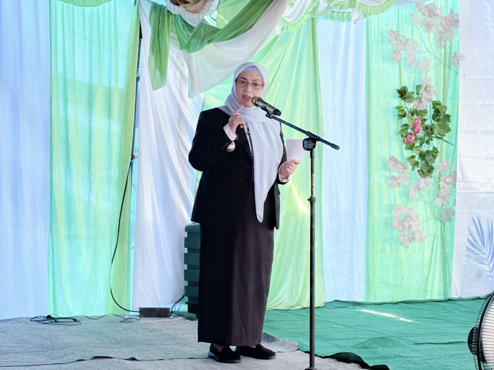 Bupati Ratnawati Hadiri Penamatan Santri dan Temu Alumni Ponpes Darul Istiqamah Biroro