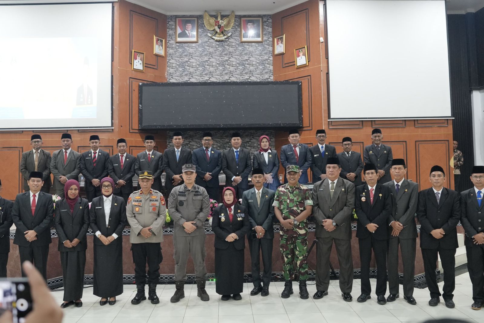 Bupati Ratnawati Segarkan Birokrasi, Sejumlah Jabatan Strategis Pemkab Sinjai Berganti