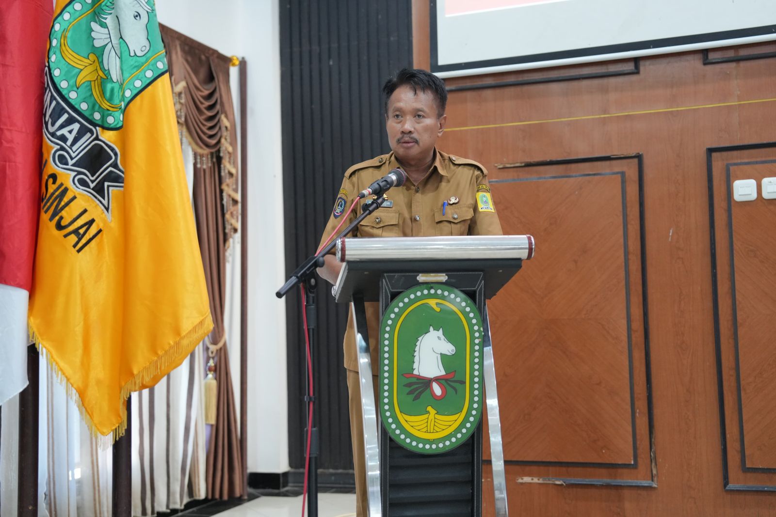 Wakili Bupati, Staf Ahli Hukum Sambut Hangat Peserta KKN Unhas Gelombang 116