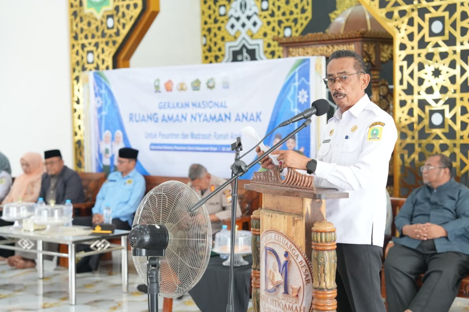 Wakili Bupati, Sekda Sinjai Hadiri Deklarasi Pesantren Ramah Anak dan Buka Pelatihan Da'i-Imam Masjid