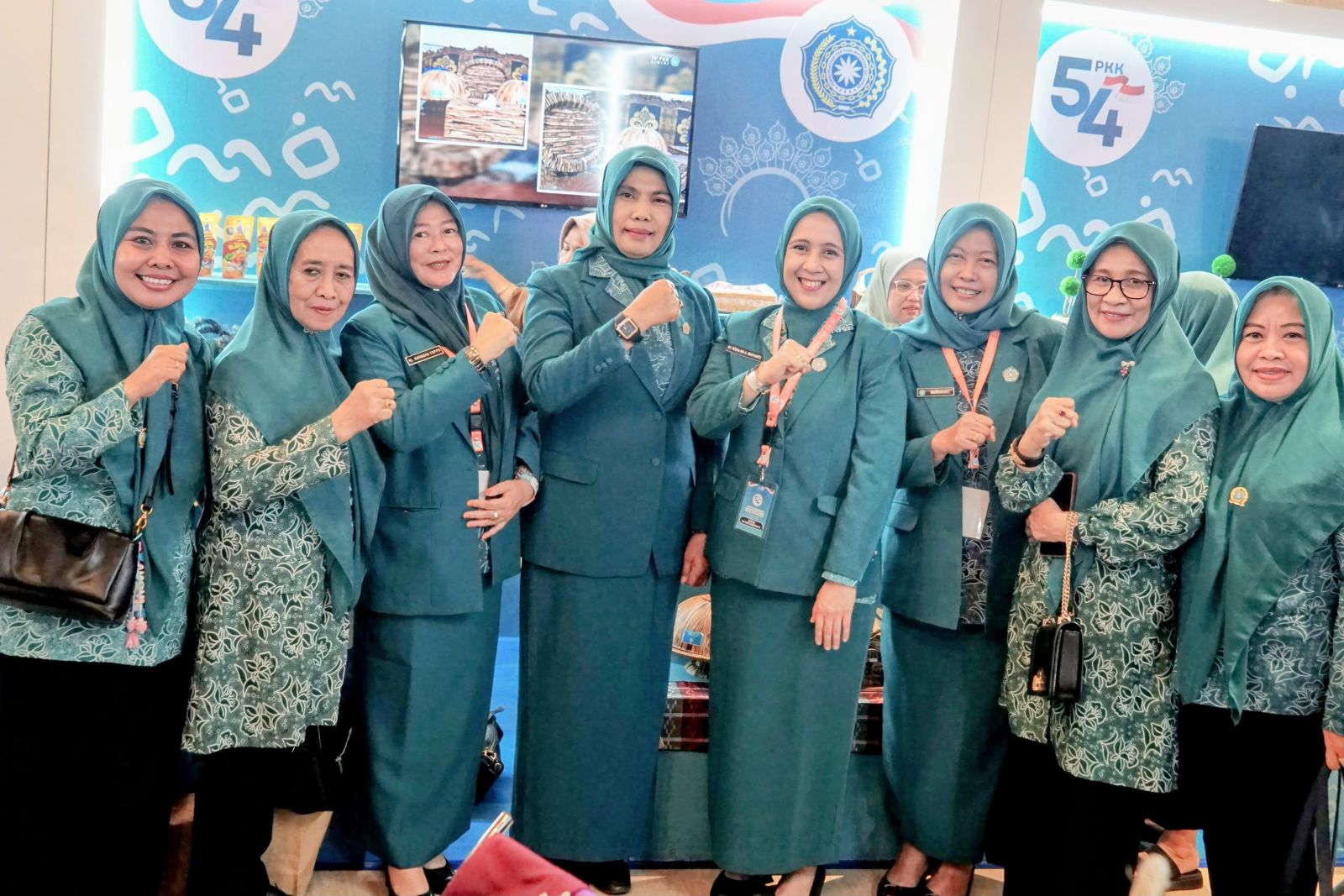 Ketua TP PKK Sinjai Hadiri Puncak Peringatan HKG PKK ke-54, Perkuat Sinergi Wujudkan Indonesia Emas 2045