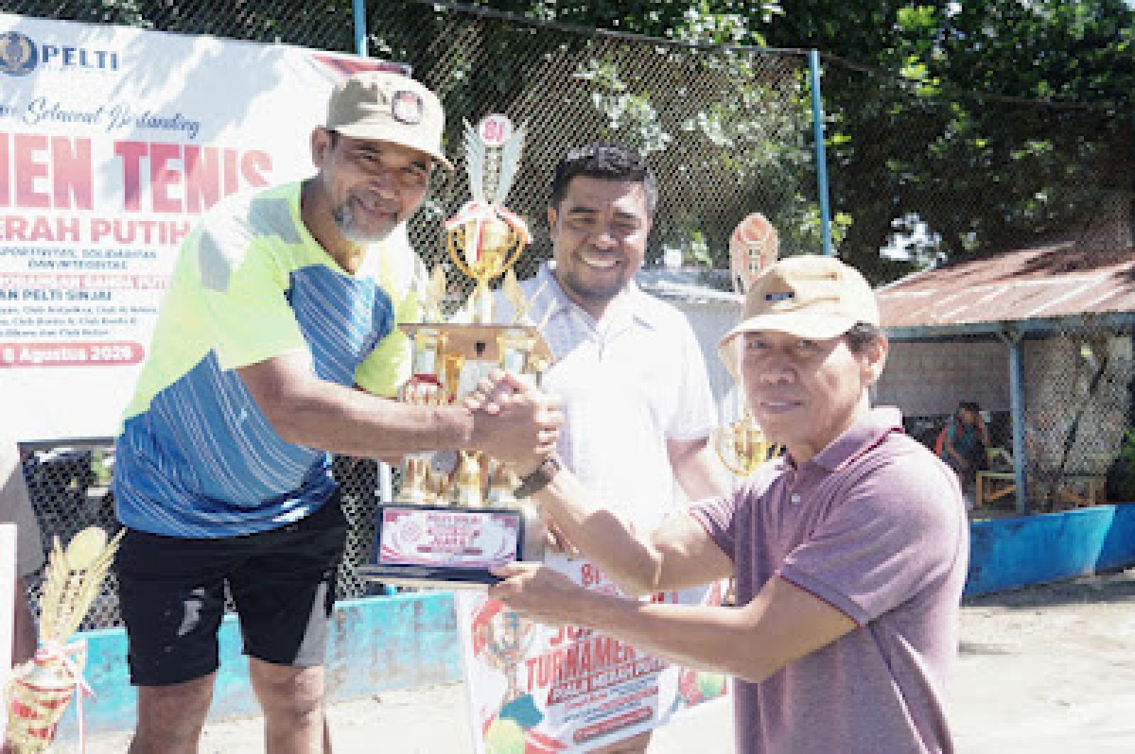 Tutup Turnamen Tenis Piala Merah Putih, Staf Ahli Bupati Dorong Pembinaan Atlet Sinjai