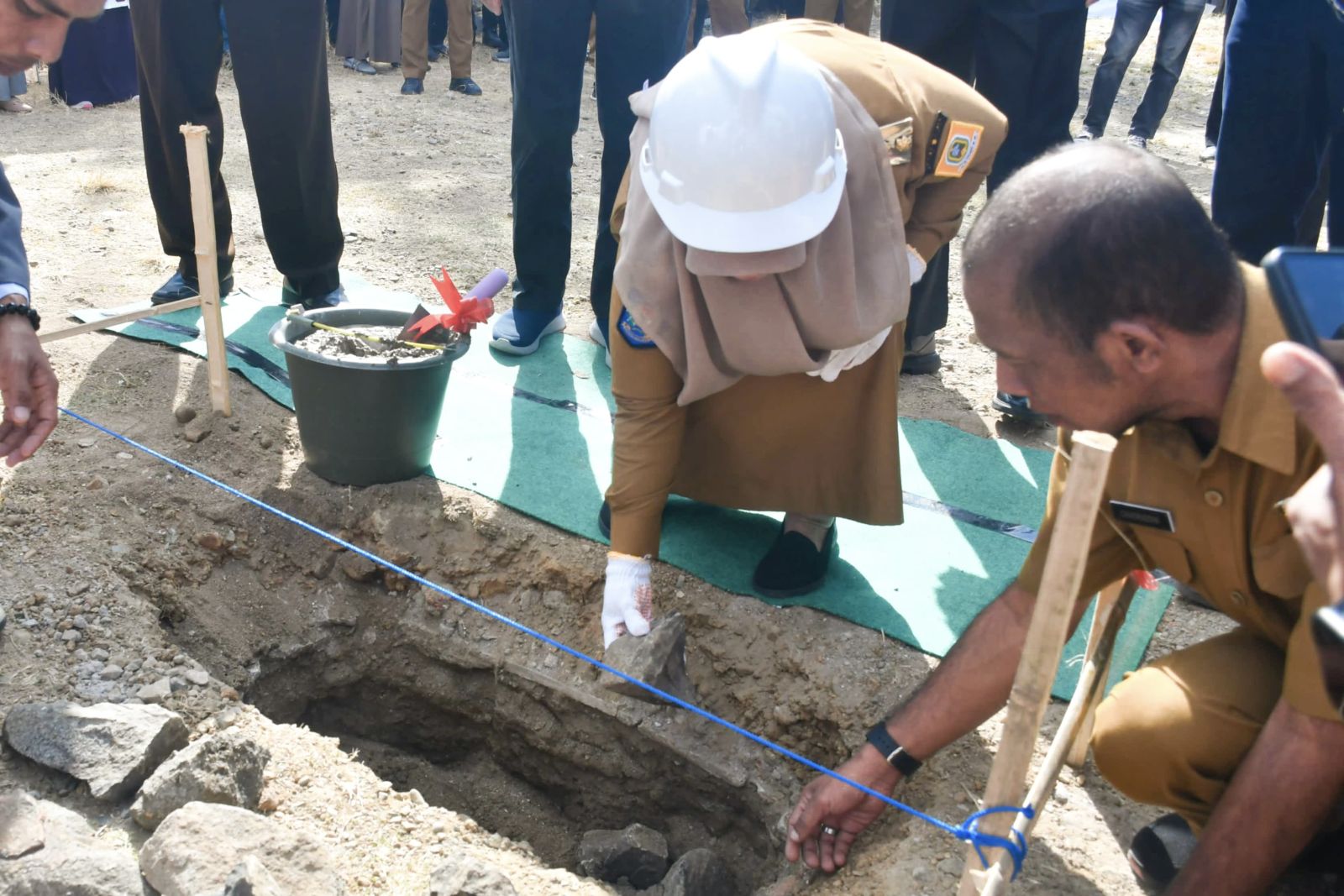 Bupati Sinjai bersama Wamen Diktisaintek Letakkan Batu Pertama Pembangunan Pusat Perkantoran UMSi