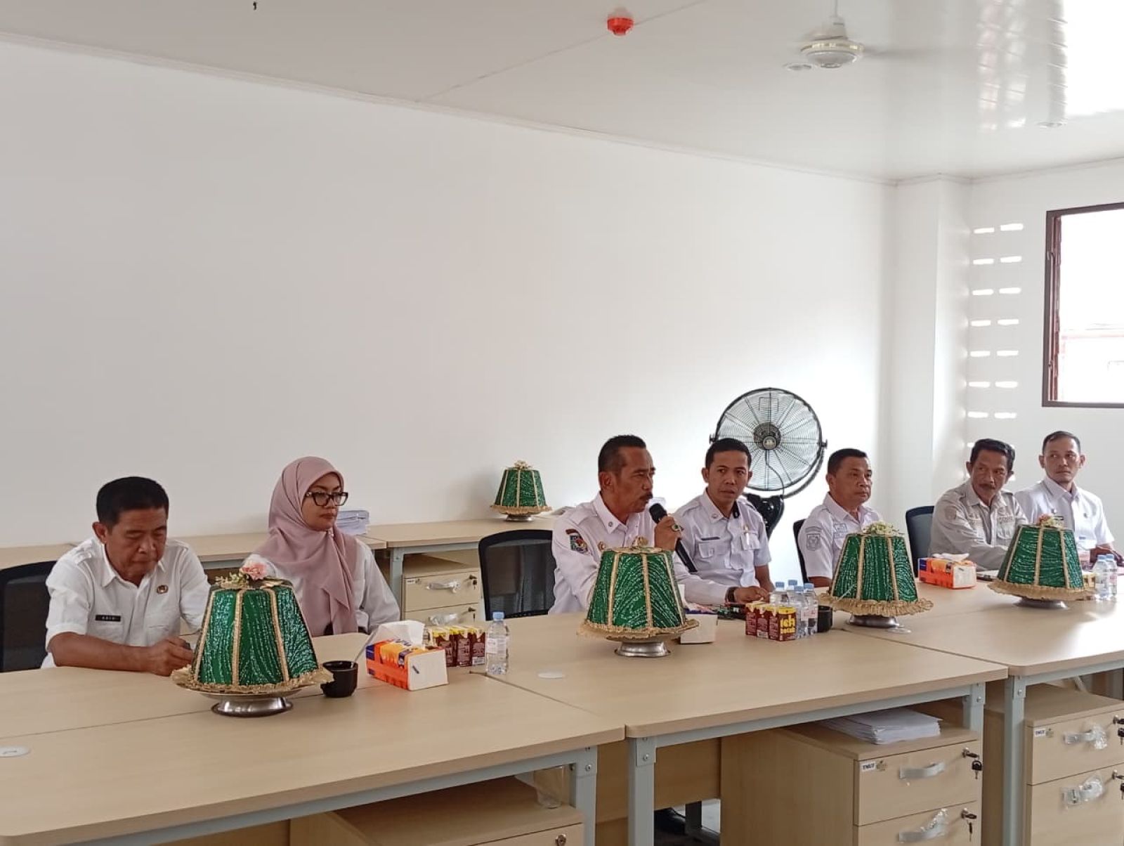 Sekda Sinjai Pimpin Rapat Evaluasi Hasil Verval Sekolah Rakyat