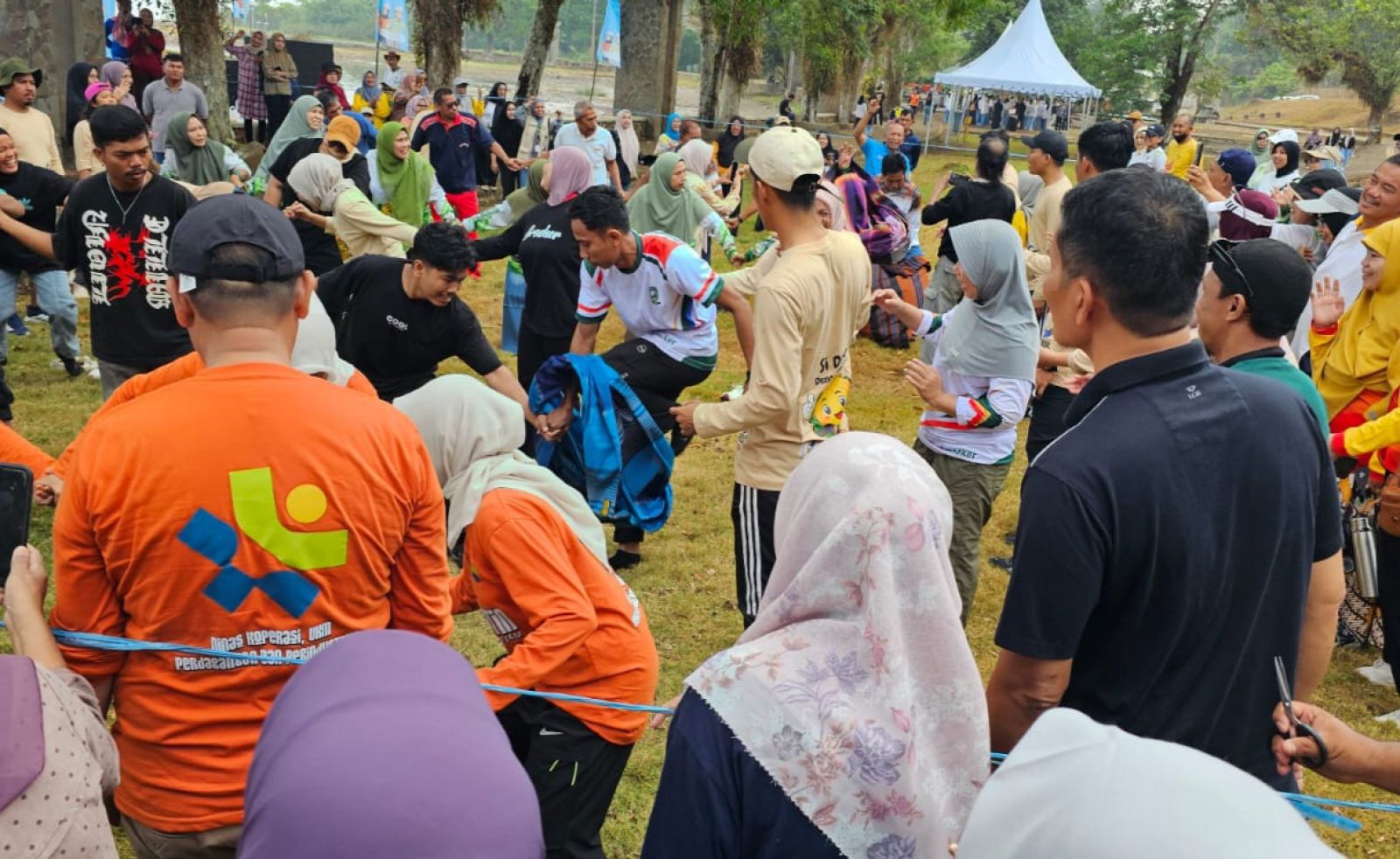 Kontingen Sinjai, Borong Tiga Juara Pertama pada Lomba Permainan Tradisional Harkopnas 2026