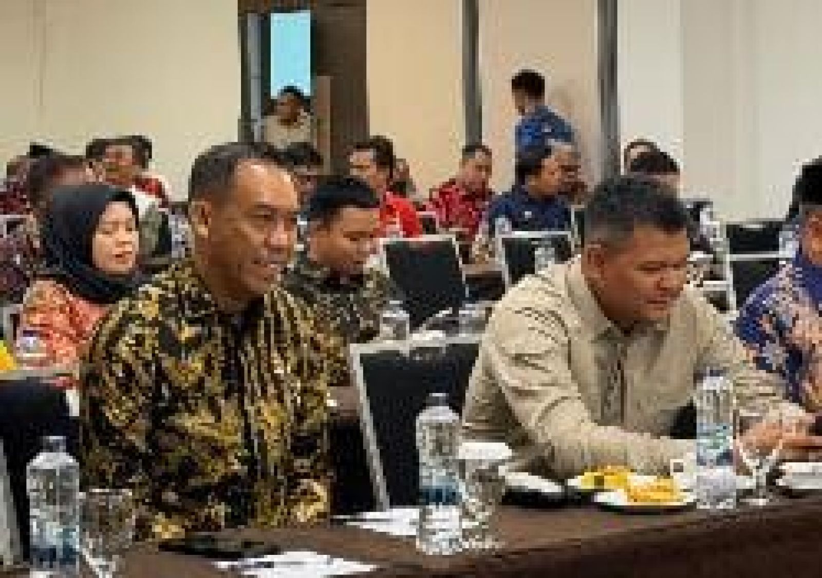 Ikuti Sosialisasi PPTPKH-TORA, Wabup Sinjai Dorong Kepastian Hukum Lahan Masyarakat