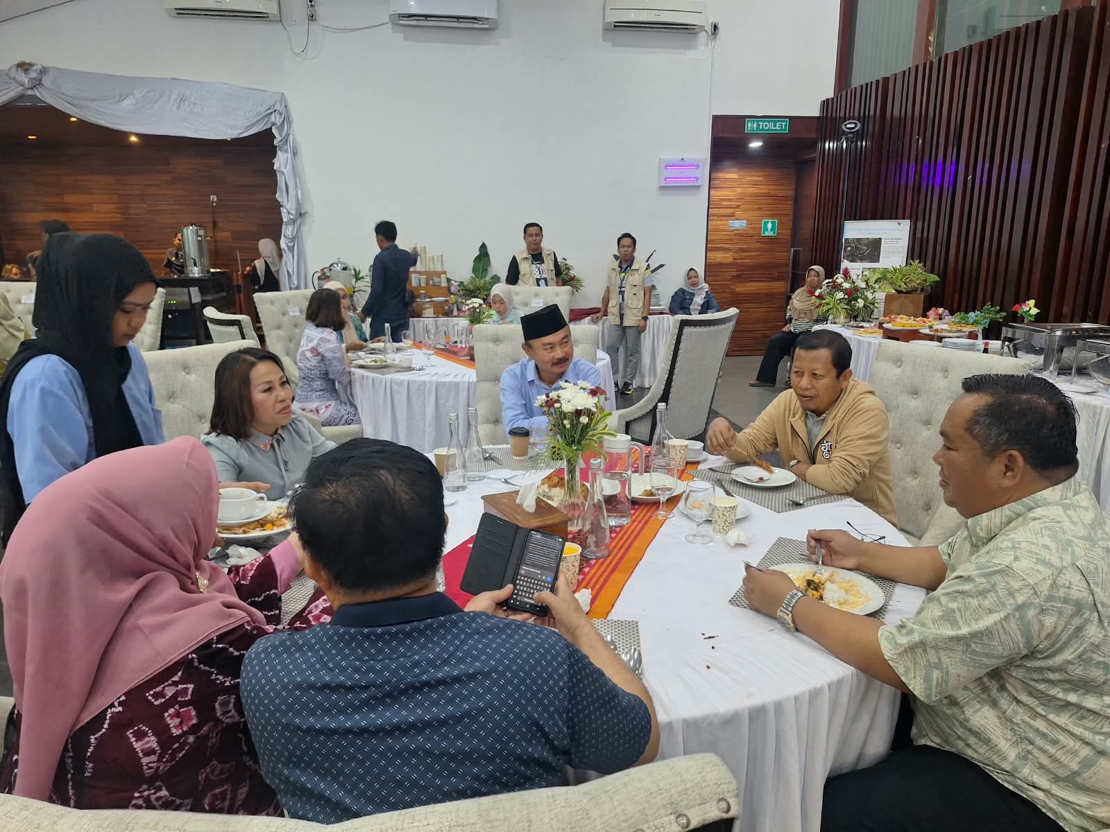 Kadiskopnaker Sinjai Hadiri Gala Dinner Harkopnas ke-79 di Sorowako