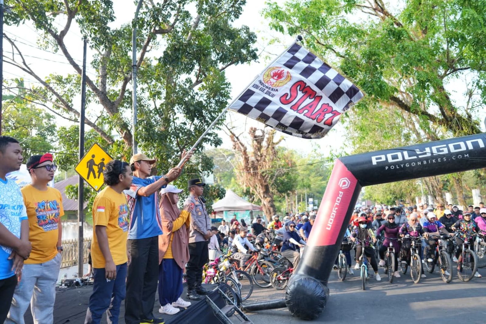 Ratusan Pecinta Sepeda di Sinjai Meriahkan Fun Bike Surya Sidenreng II