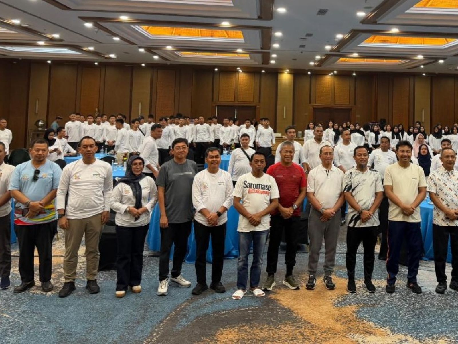 Perkuat Pemberdayaan Keluarga, Wabup dan Ketua TP PKK Sinjai Ikuti Rakerda di Bali
