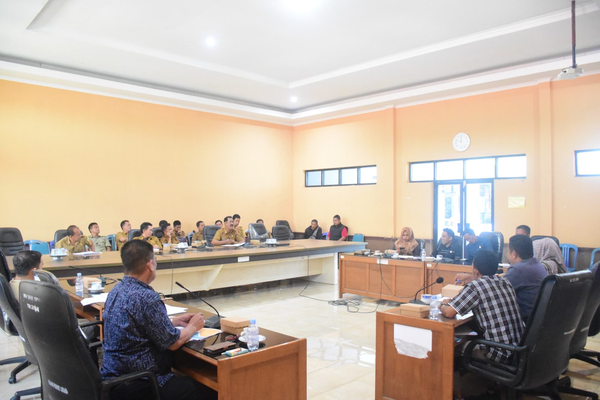 Gelar Rapat Kerja, Komisi III DPRD Sinjai Evaluasi Capaian Fisik dan Realisasi Anggaran OPD